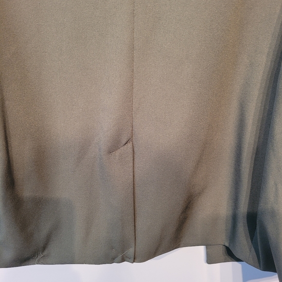 Blazer - Picture 6 of 6